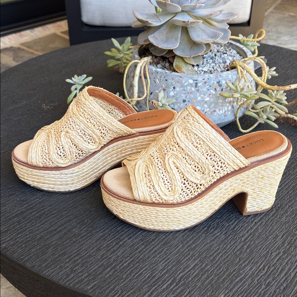 Lucky Brand Yena Raffia Sandal Platform Mule. Color Cream. SZ 7. - Picture 3 of 7